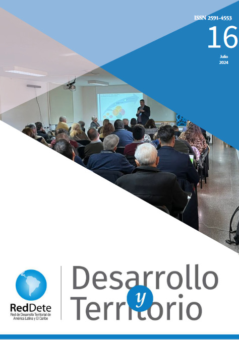 					View No. 16 (2024): Desarrollo y Territorio N°16, junio 2024
				